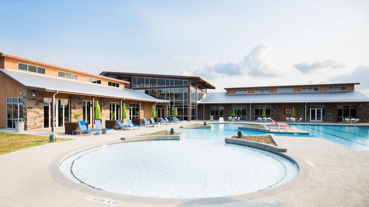 Harvest Green Farmhouse Opens April 22